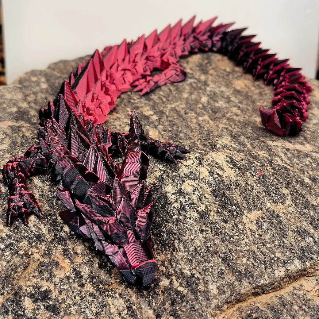 Dragão Shadow articulado, degradê vermelho e preto